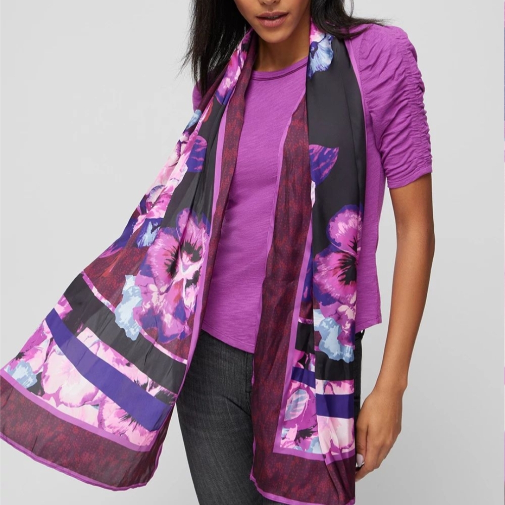 White House Black Market Purple and Pink Floral Scarf